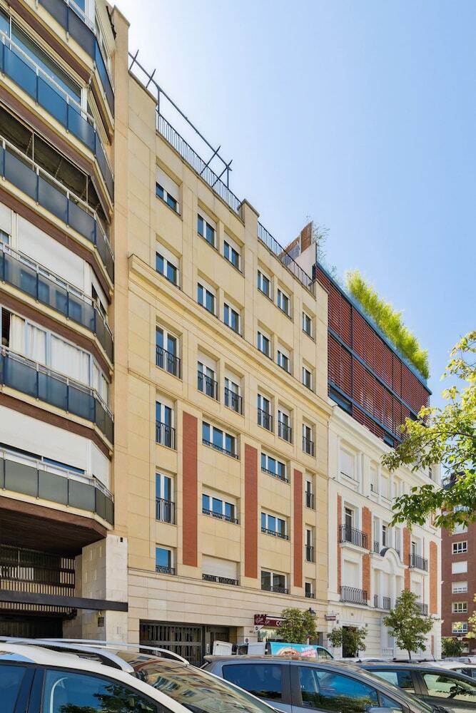 Aparthotel Limehome Madrid Calle de Nu�ez de Balboa