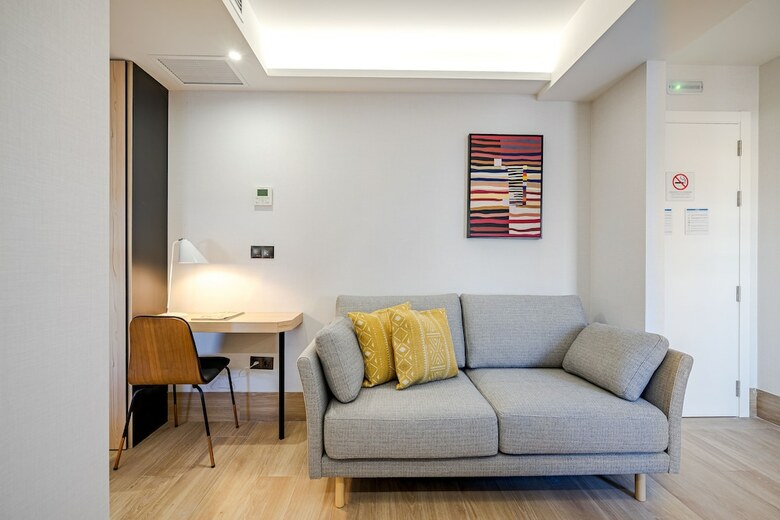 Aparthotel Feelathome Ventas Suites