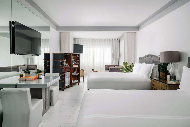 Hotel Nautilus Sonesta Miami Beach