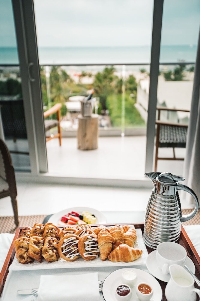 Hotel Nautilus Sonesta Miami Beach