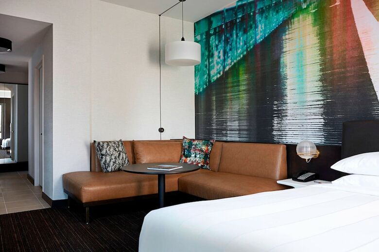 Hotel New York Marriott At The Brooklyn Bridge