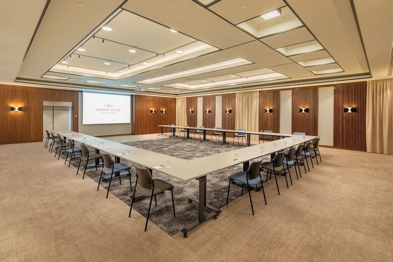 Hotel Crowne Plaza Budapest By Ihg