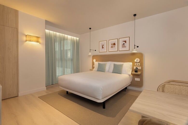 Hotel Staybridge Suites Malaga By Ihg