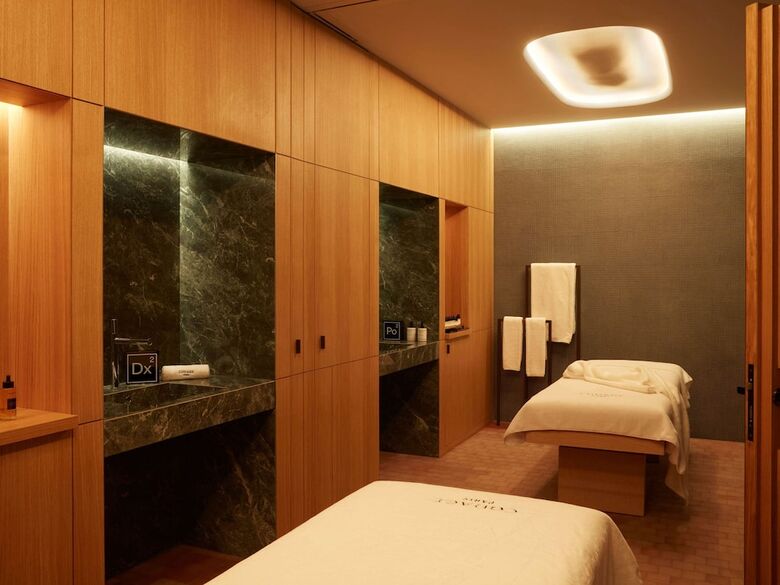 So/ Paris Hotel