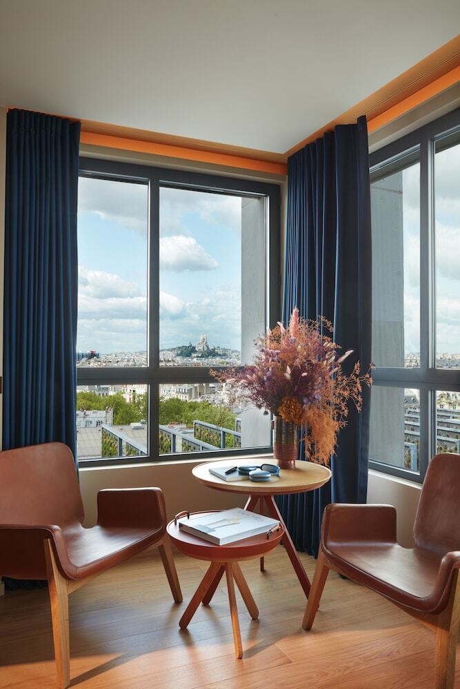 So/ Paris Hotel