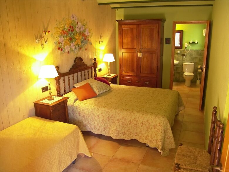 Bed & Breakfast Can Coll II