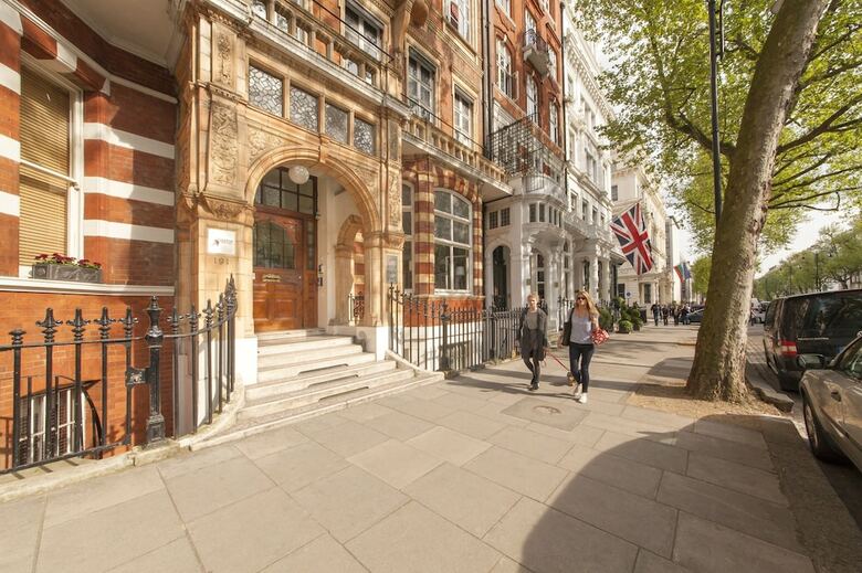 Hostal Astor Hyde Park Hostel - Adults Only