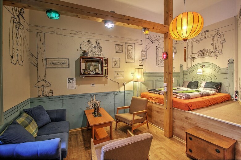 Hostal Lavender Circus Hostel