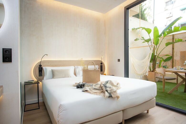 Hostal Nomad Haux Mestalla