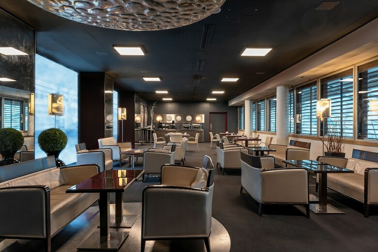 Hilton Geneva Hotel And Conference Centre