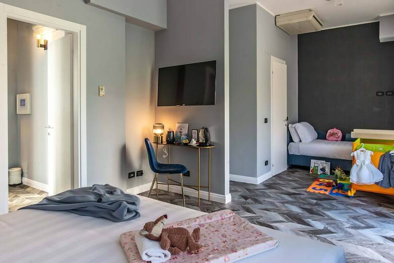 Bloom Hotel Rome