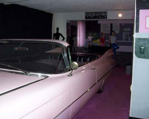 Red Carpet Inn Fanta Suites Hotel