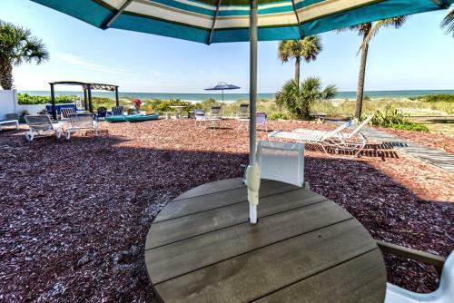 Sun N Fun Beachfront Vacation Rentals