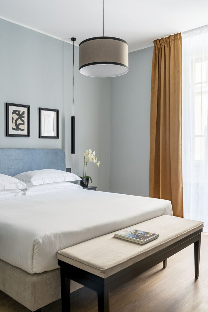 Flom Boutique Hotel