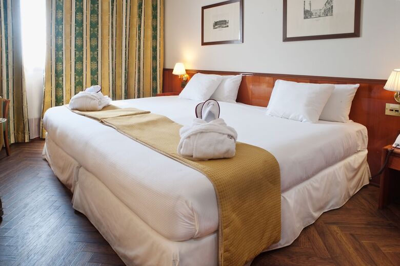 Hotel Catullo