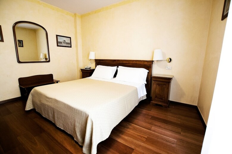 Hotel Diana