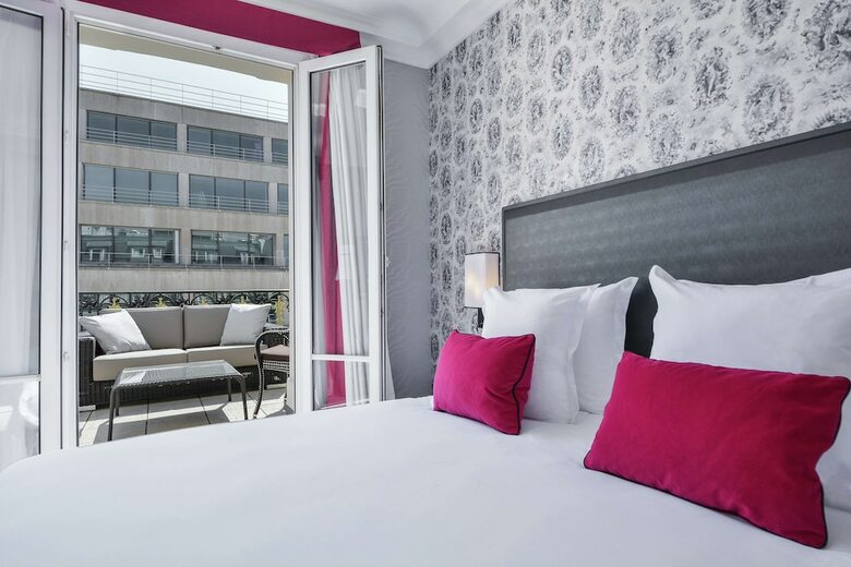 Hotel Maison Astor Paris, Curio Collection By Hilton