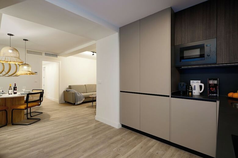 Aparthotel Casa Pizarro By Homing U