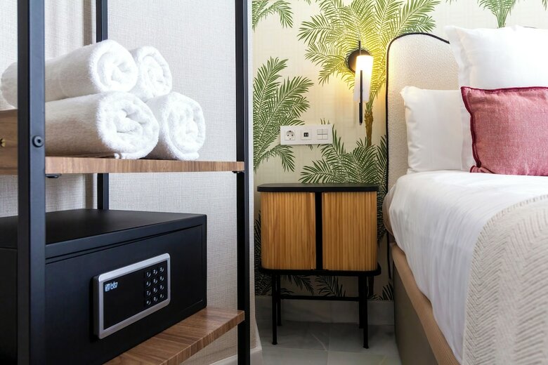Aparthotel Feelathome San Lorenzo Apartments