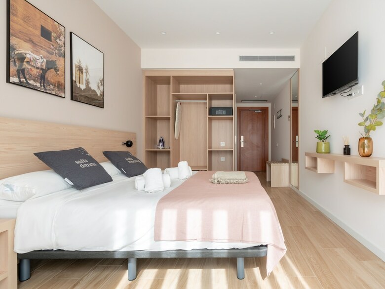 Aparthotel Limehome Barcelona