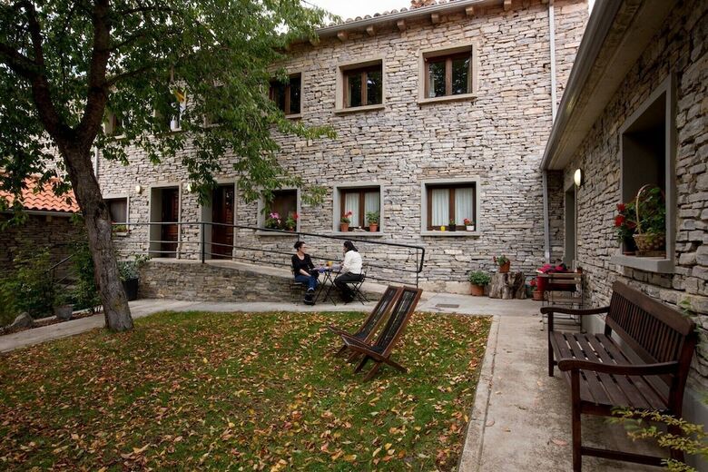 Hotel Rural Los Cerezos