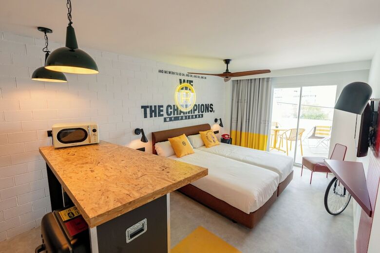 Hotel Ryans Lolas - Adults Only