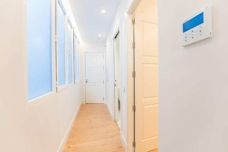 Hotel Debamb� Suites