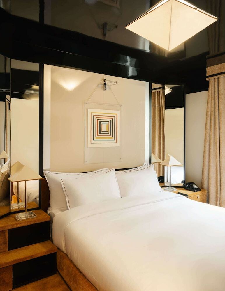 Hotel H�tel Du Ch�teau D'eau - Touriste