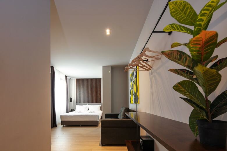 Hotel Athens Tower