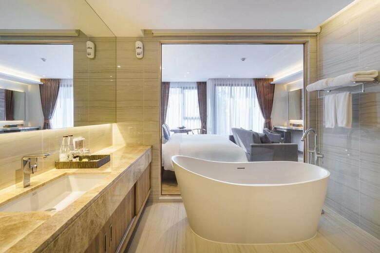 Hotel The Marin Phuket Kamala Beach