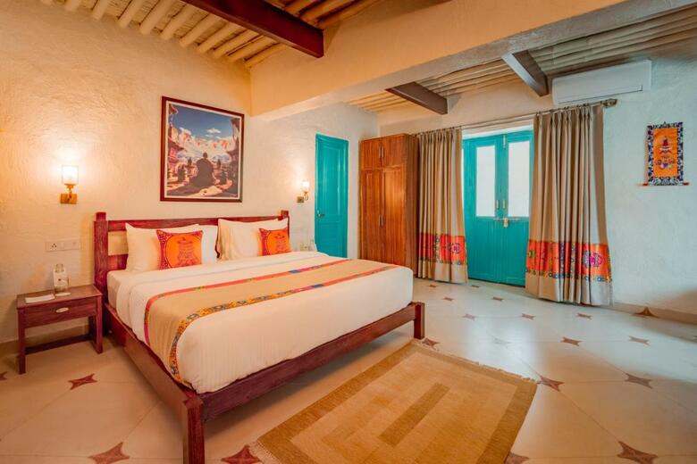 Hotel Tree Of Life Birdsong Chalets , Dharamshala
