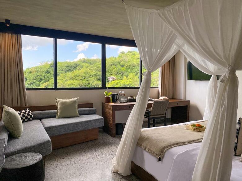 Hotel Maua Nusa Penida Bali