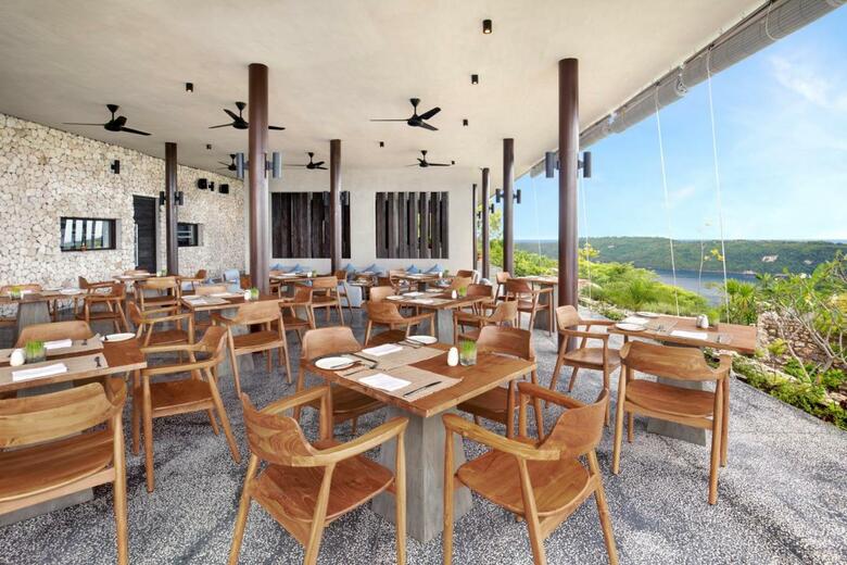 Hotel Maua Nusa Penida Bali