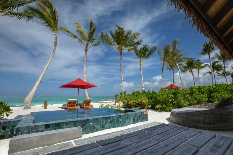 Hotel Barcel� Whale Lagoon Maldives