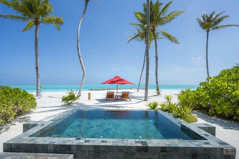 Hotel Barcel� Whale Lagoon Maldives