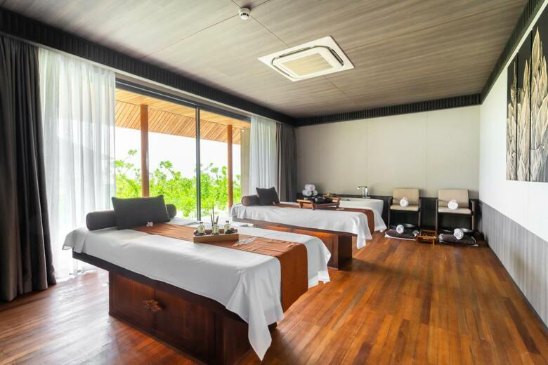 Hotel Madifushi Private Island