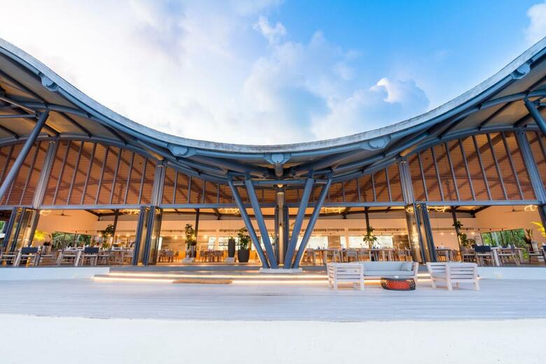 Hotel Madifushi Private Island