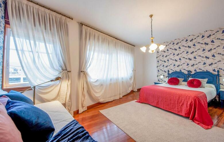 Luxury Singular Villa Rosa