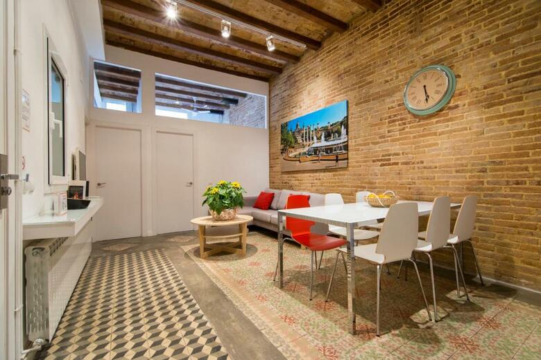 Happy People Plaza Espa�a Apartments