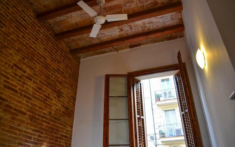 Happy People Plaza Espa�a Apartments
