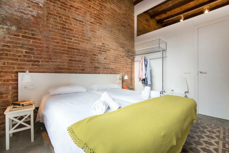 Happy People Plaza Espa�a Apartments