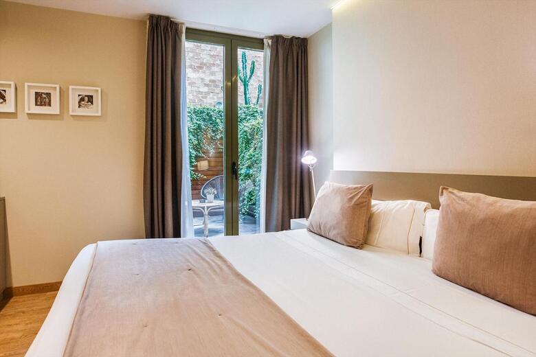 Hotel Well And Come Barcelona