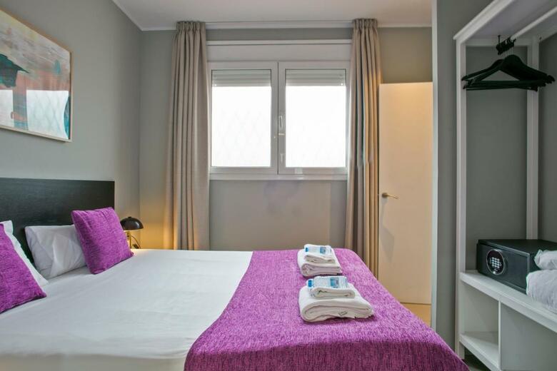 Apartamentos Alcam Entenza