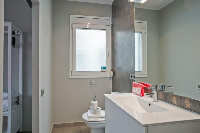 Apartamentos Alcam Entenza