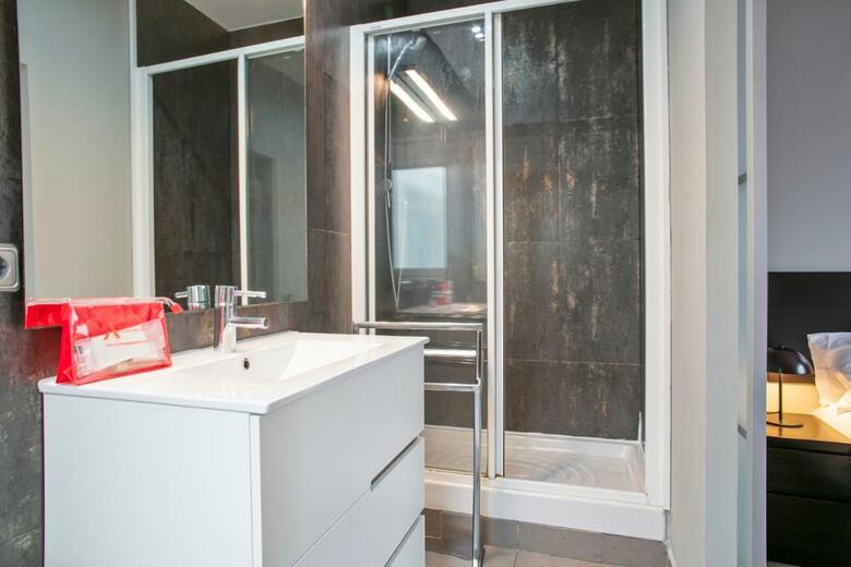 Apartamentos Alcam Entenza