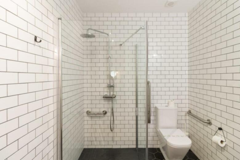 Hostal Magatzem 128