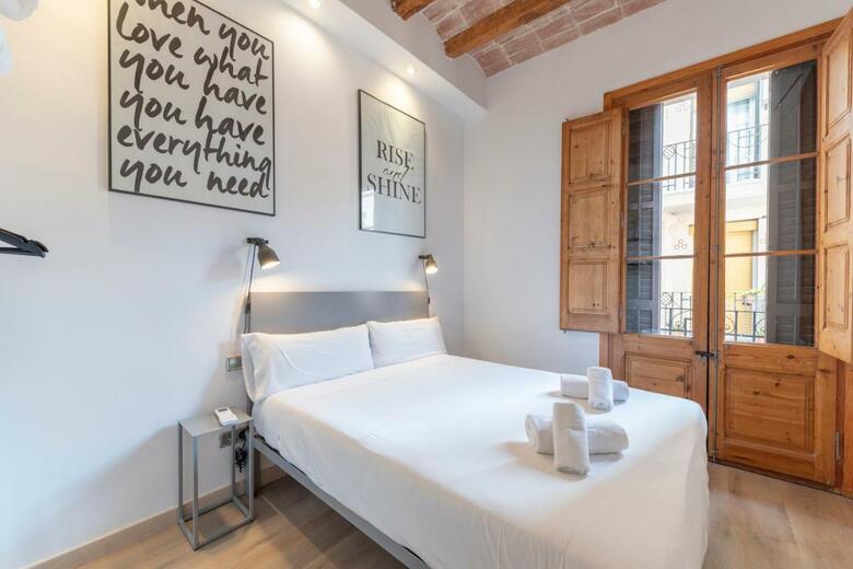 Centric Gracia Apartments