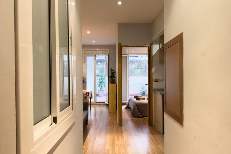 Aparteasy - Central Gracia Apartments