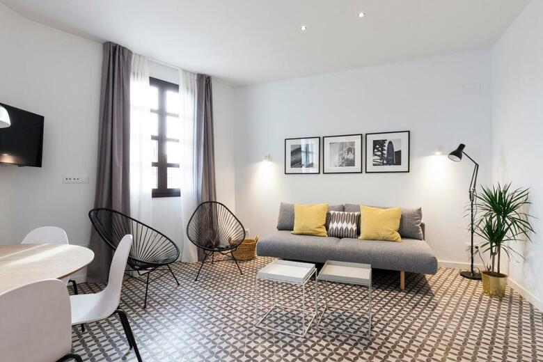 Aspasios Poble Nou Apartments