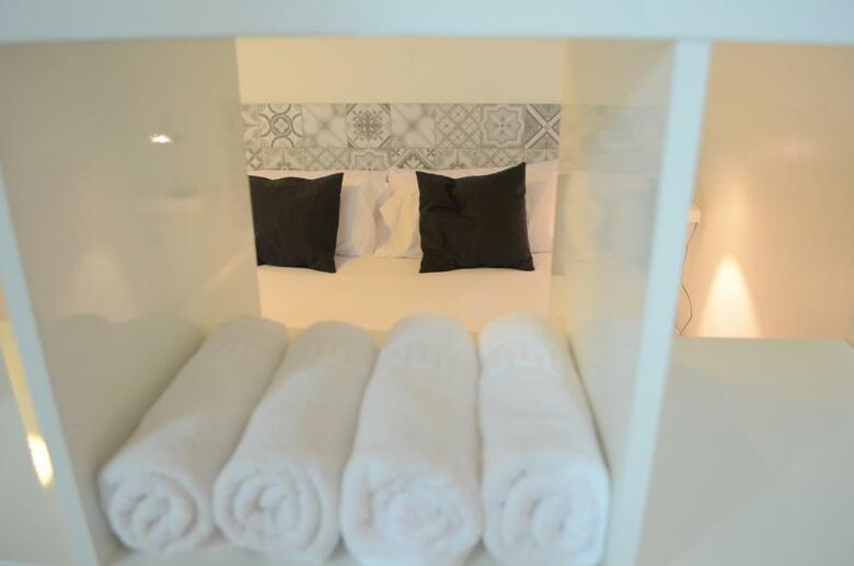 Poble Sec Apartments